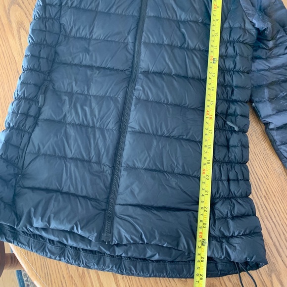 Adidas women’s puffer jacket - Picture 5 of 8